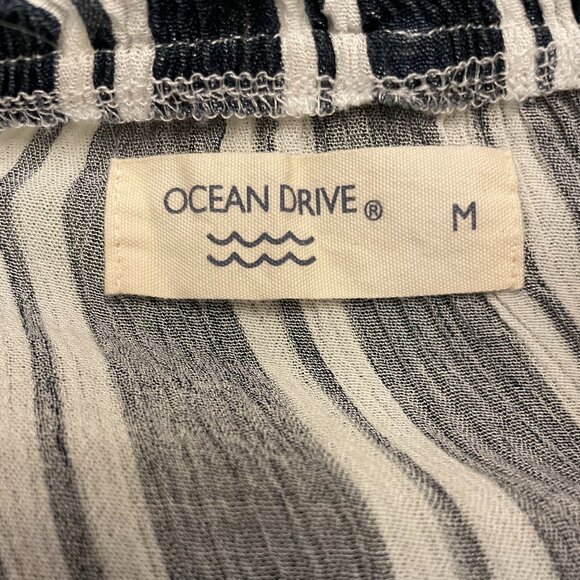 Ocean Drive Coquette Crop Top: Size M - Picture 12 of 13